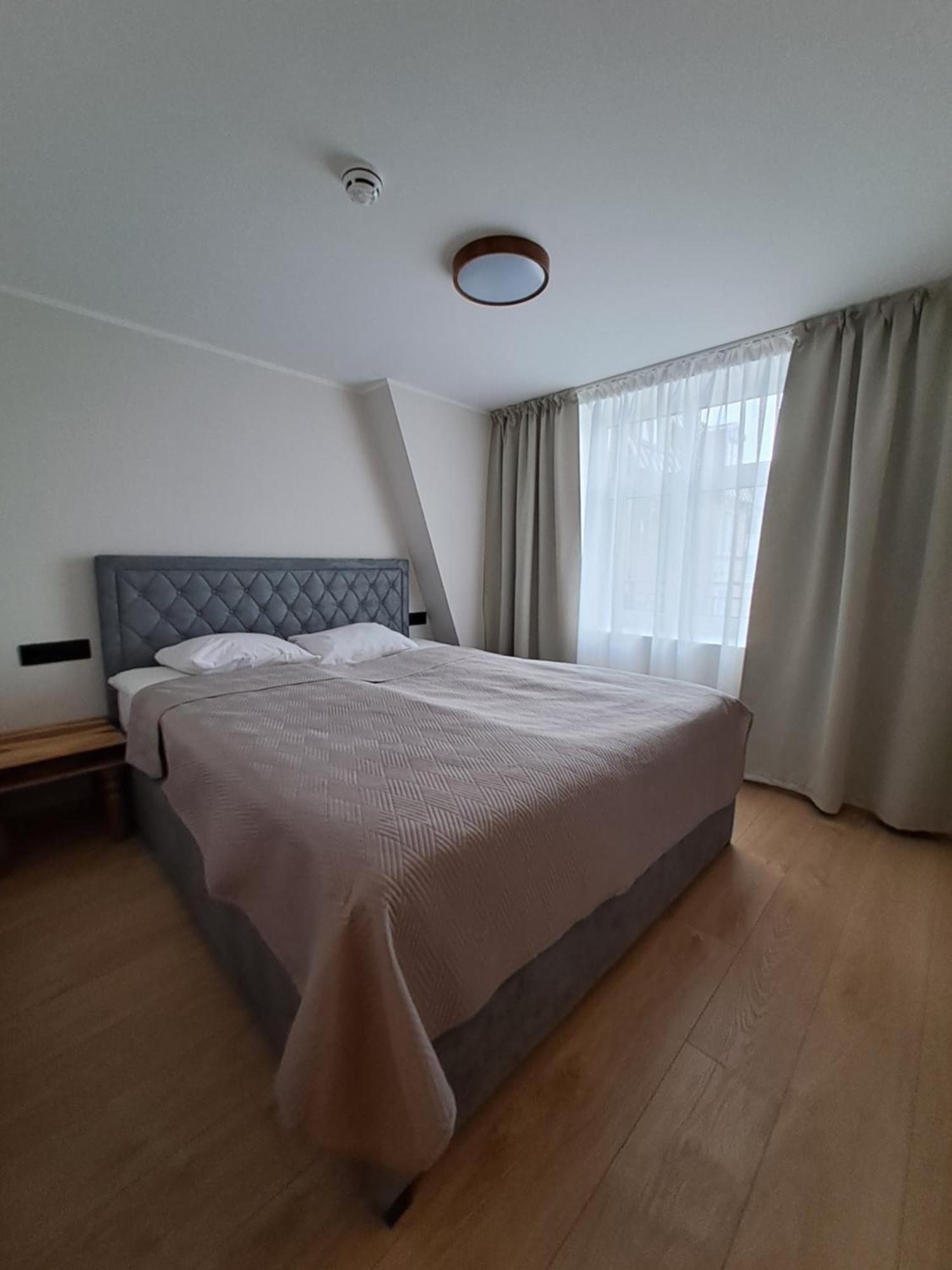 Suur-Posti Apartments Пярну Экстерьер фото